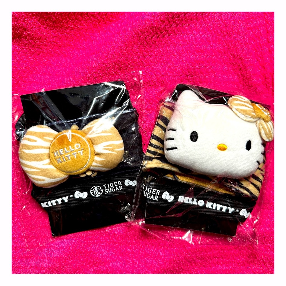 Tiger Sugar x Hello Kitty Set of 2 Limited Edition Boba Cup Holders in Black